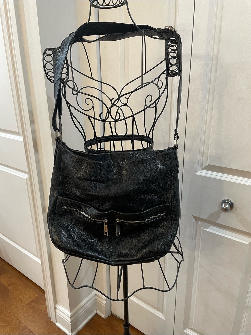 Atelier noir Black Leather Crossbody Shoulder Bag